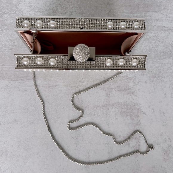 Sophia Webster Pearl & Crystal Clara Bag - Picture 9 of 16